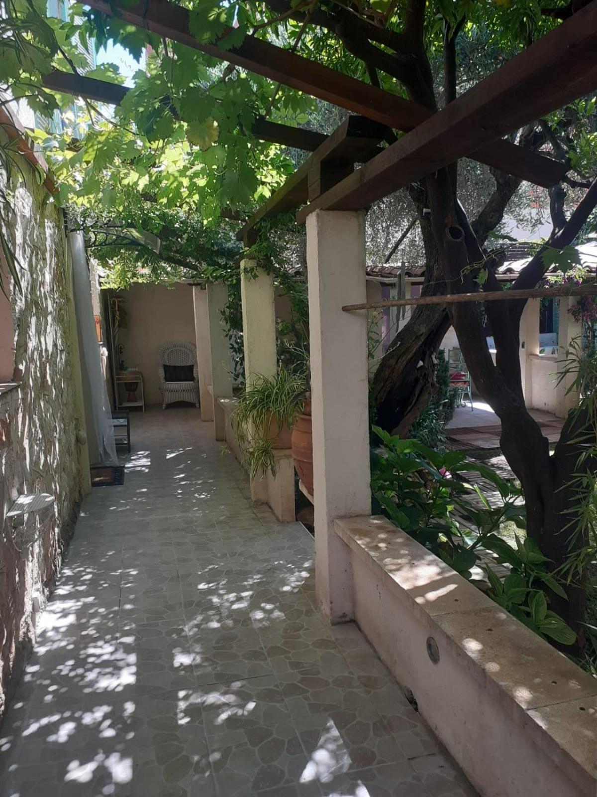 Bel appartement avec jardin privatif Grasse Extérieur photo